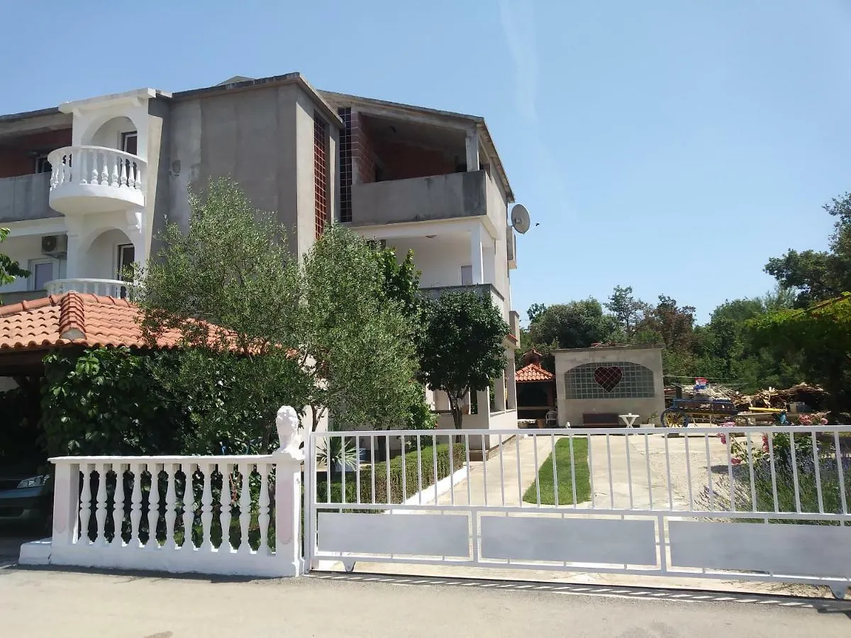 Villa Daja Biograd na Moru 0*,